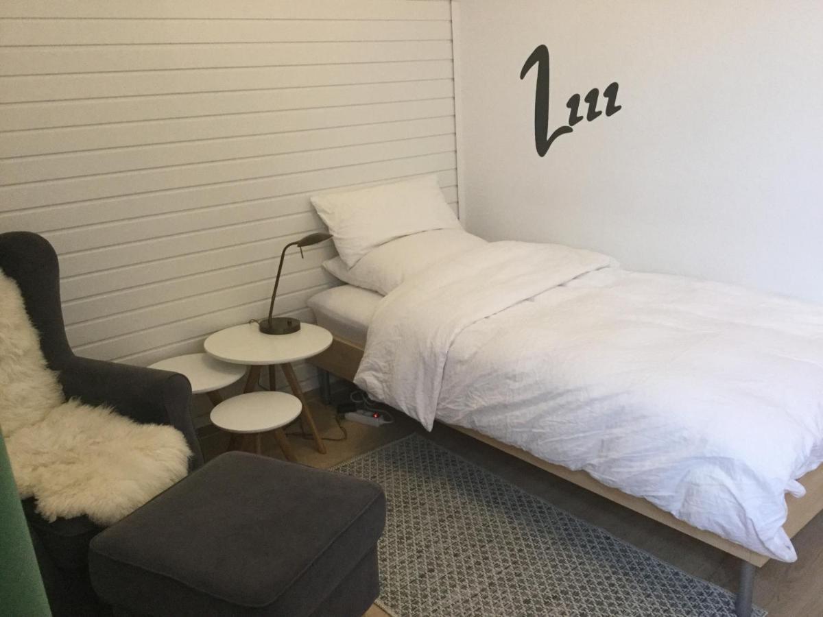 Ferienhaus Us Luett Hus Und Das Zimmer Linde Im Haupthaus オルデンブルク エクステリア 写真