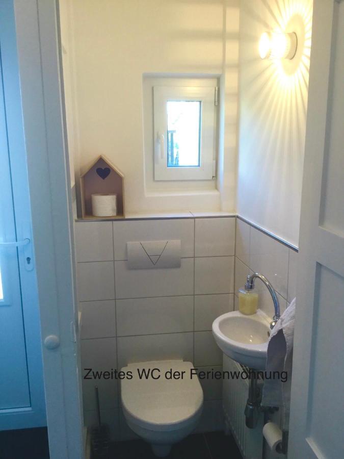 Ferienhaus Us Luett Hus Und Das Zimmer Linde Im Haupthaus オルデンブルク エクステリア 写真