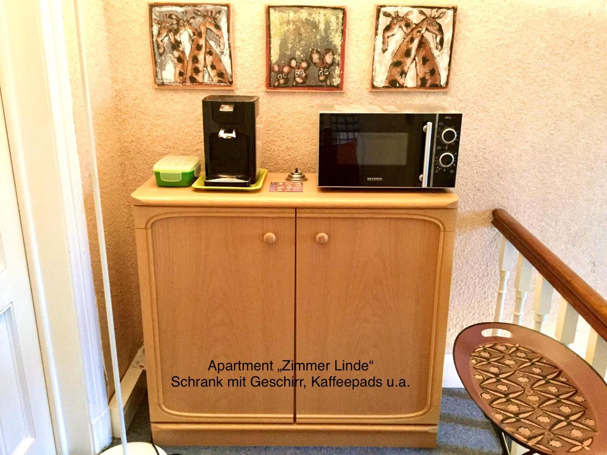 Ferienhaus Us Luett Hus Und Das Zimmer Linde Im Haupthaus オルデンブルク 部屋 写真