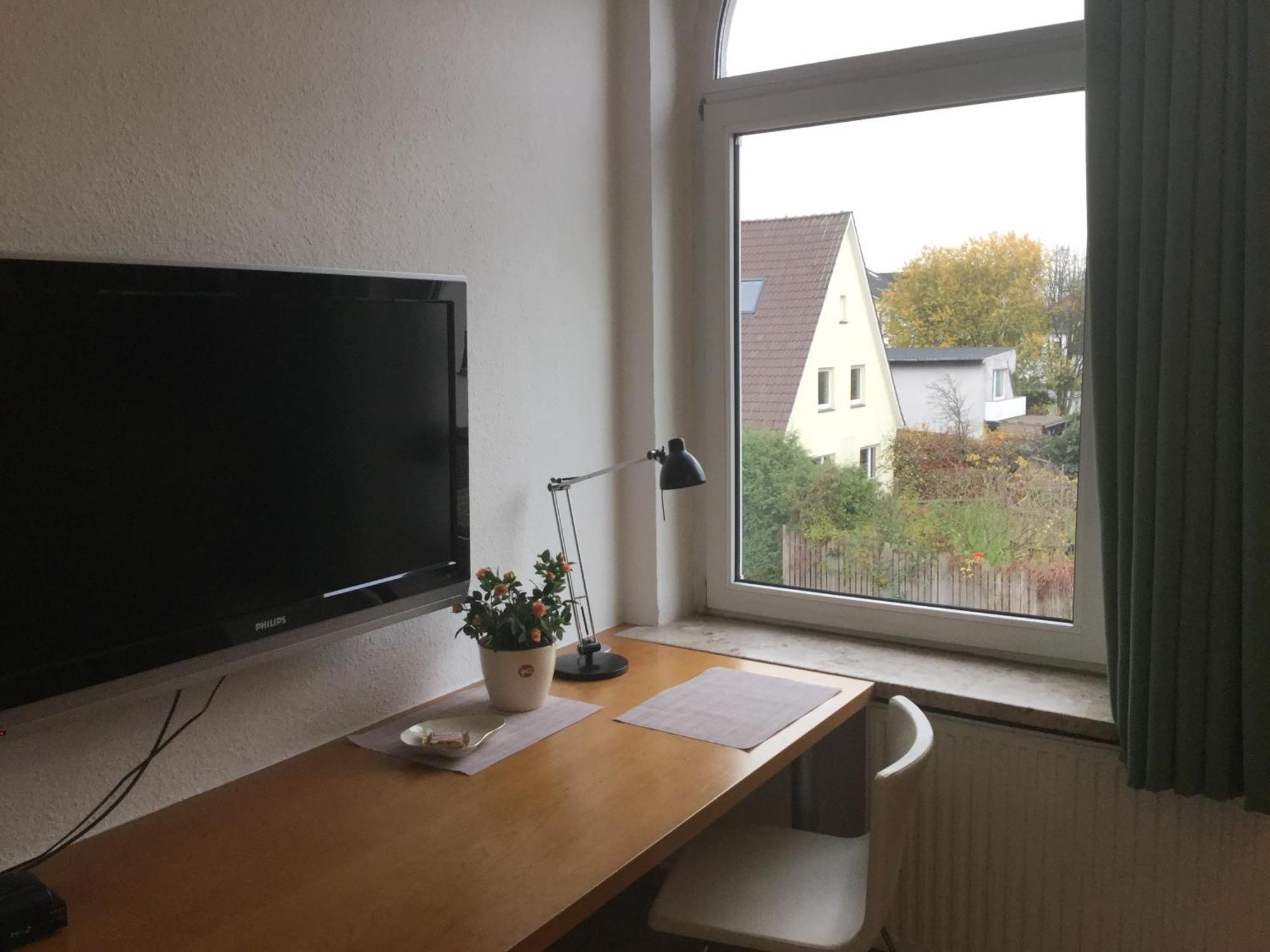 Ferienhaus Us Luett Hus Und Das Zimmer Linde Im Haupthaus オルデンブルク 部屋 写真